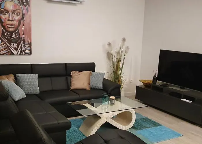 Penthouse For Two Family *