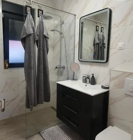 Penthouse For Two Family *