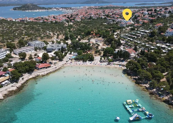 アパート Penthouse For Two Family *